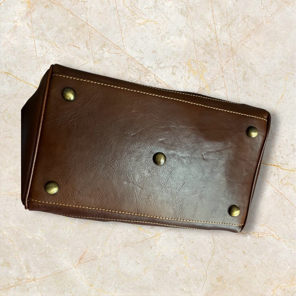 Elegant Brown Leather Doctors Bag - Picture 4 of 6